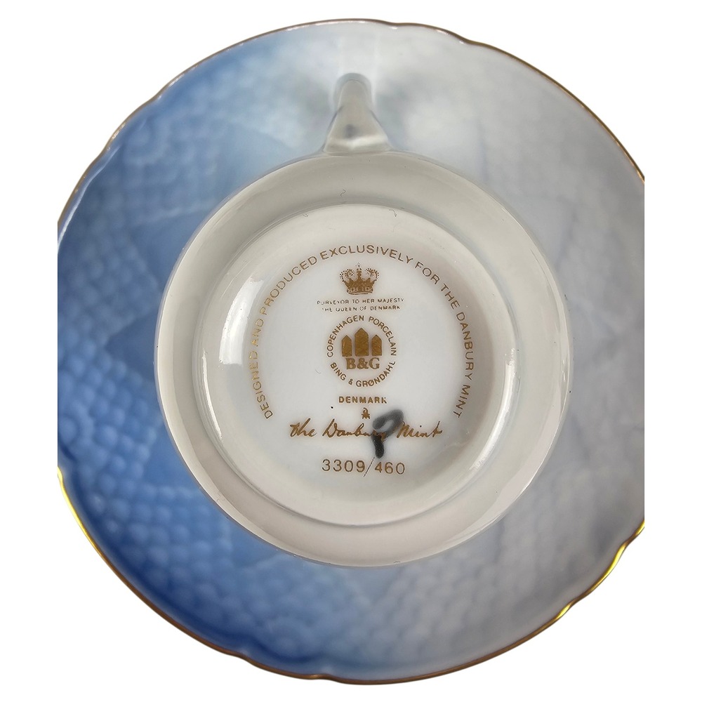 Bing & Grondahl Seagull‎ Teacup Saucer Set Gold Trim Danbury Mint 3309/460 Blue - Picture 7 of 9